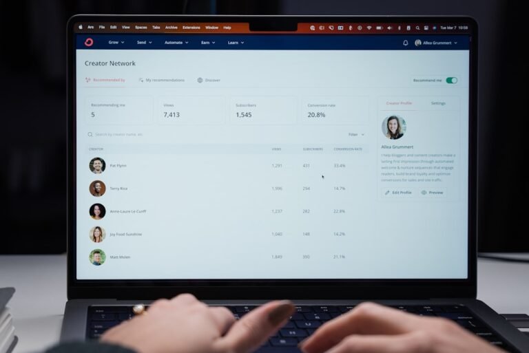 Notion vs Microsoft Teams - Photo by Kit (formerly ConvertKit) on Unsplash